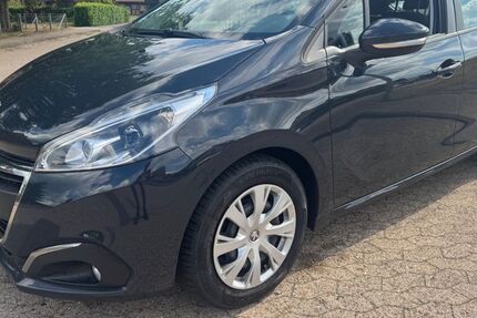 Peugeot 208 163.000 km 3.990 &euro; Dorfmark 29683