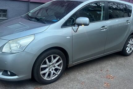 Toyota Verso 239.055 km 5.999 € Essen 45359