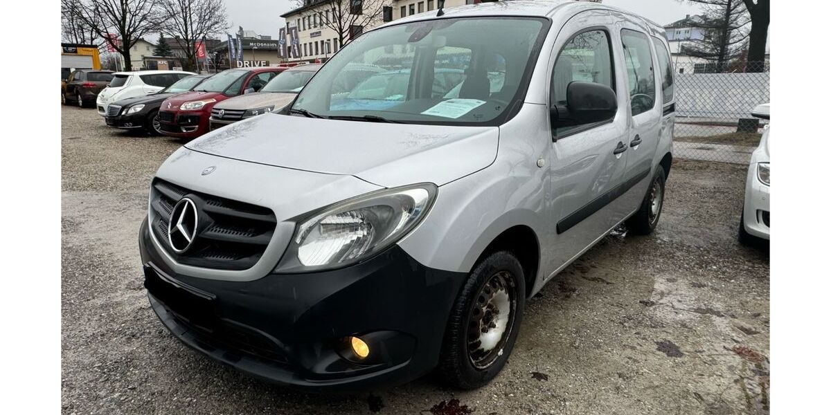 Mercedes-Benz Citan 220.000 km 4.350 &euro; Rosenheim 83026
