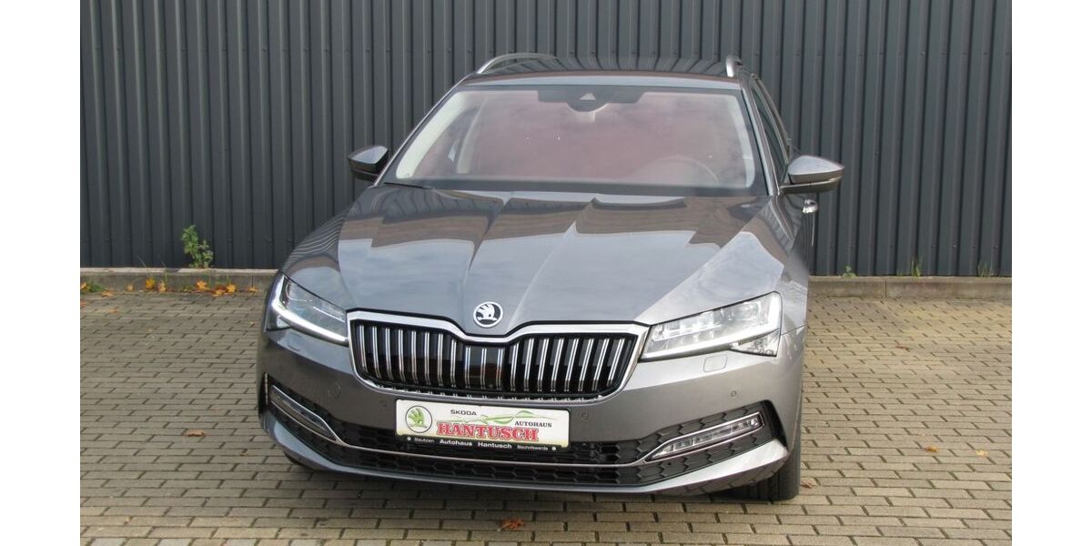Skoda Superb 6.000 km 38.890 &euro; Bischofswerda 01877
