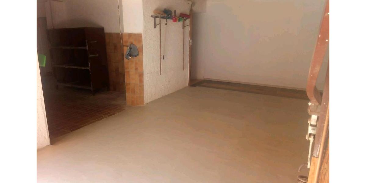 Lager 90m² in Ostelsheim zimmer