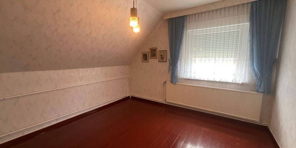 Einfamilienhaus Massen - 6 Zimmer, 121 m&sup2;, 149.000&euro; | Angebot:26733426