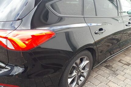 Ford Focus 42.000 km 17.999 &euro; Daun 54550