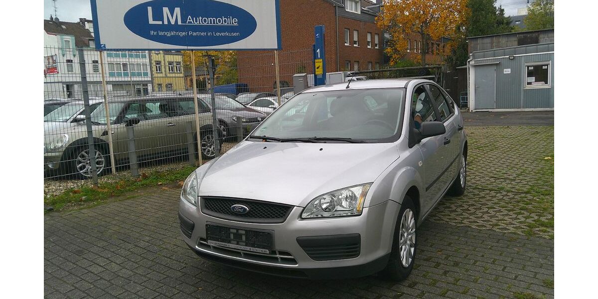 Ford Focus 192.875 km 2.950 &euro; Leverkusen 51377