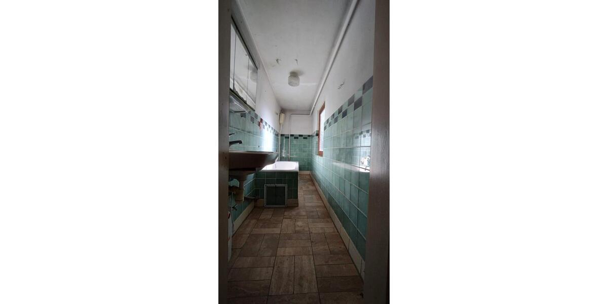 Bauernhaus, Landhaus Barchfeld-Immelborn Immelborn - 10 Zimmer, 180 m&sup2;, 119.000&euro; | Angebot:26839982