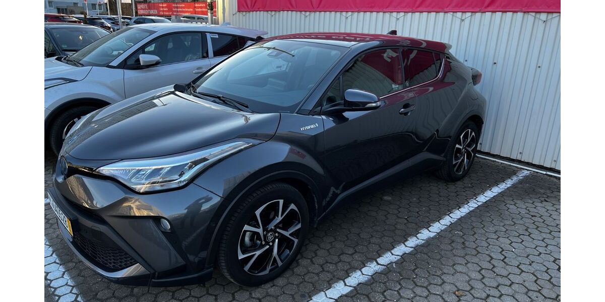Toyota C-HR 62.000 km 21.000 &euro; München 81671