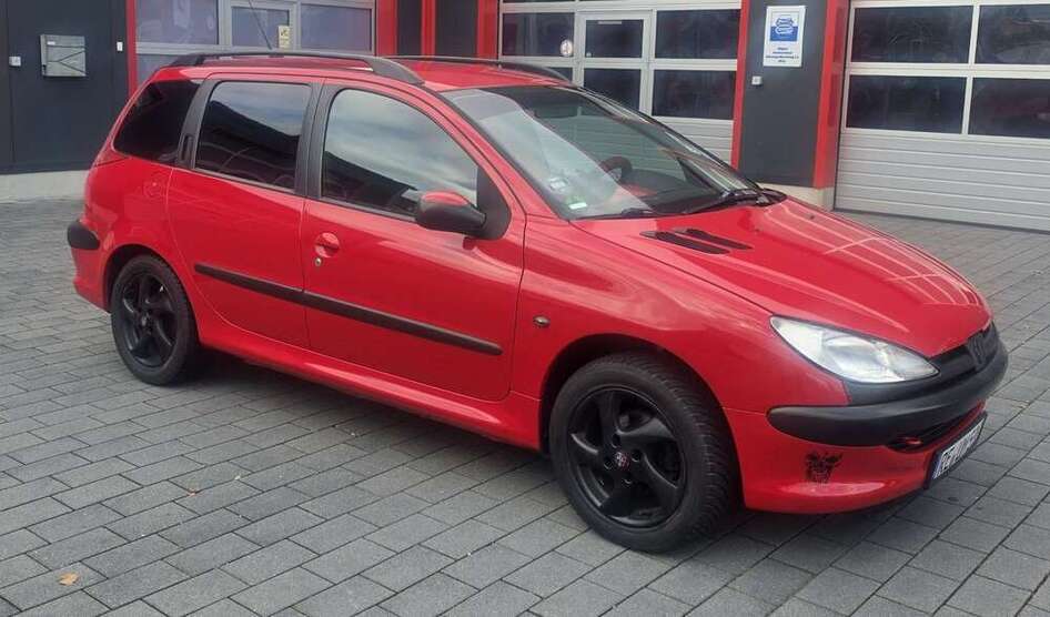 Peugeot 206 143.000 km 2.900 € Huchenfeld (Pforzheim) 75181