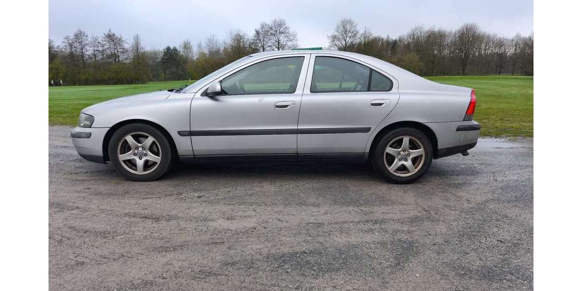 Volvo S60 263.000 km 1.899 &euro; Leopoldshöhe 33818