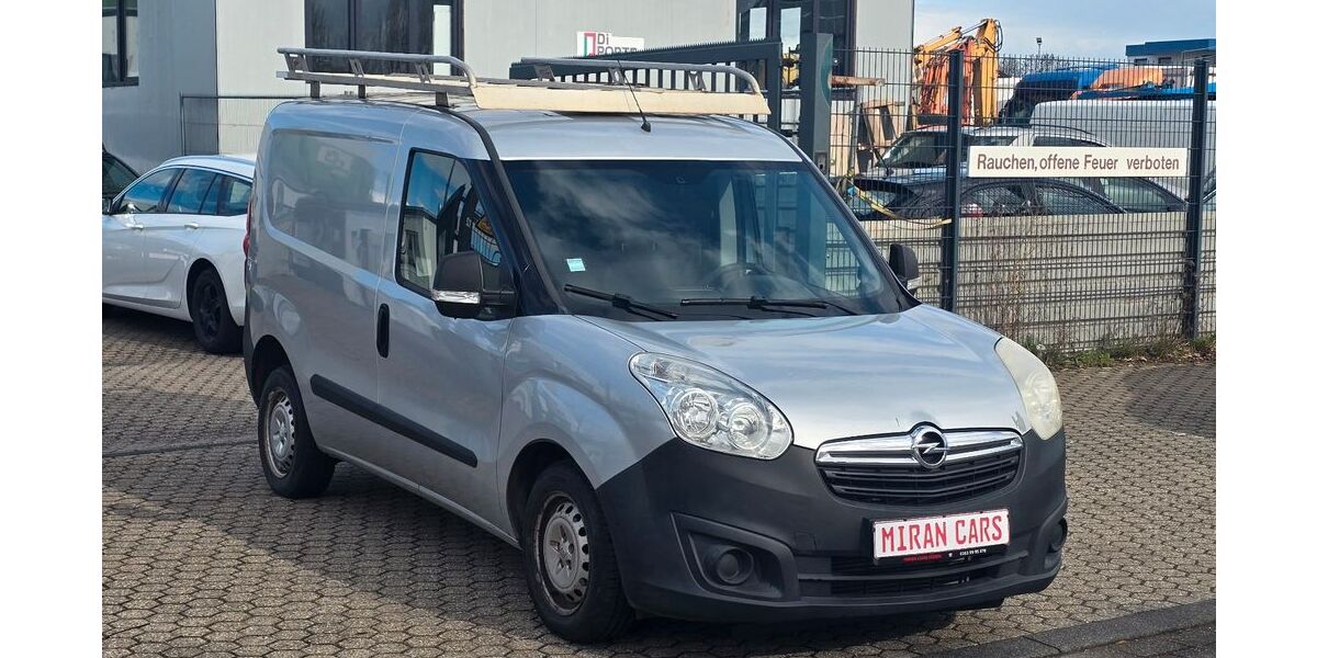 Opel Combo 304.564 km 1.500 &euro; Düren 52353