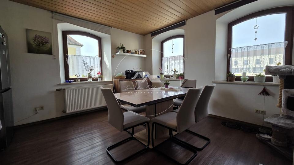 Etagenwohnung Abensberg - 4 Zimmer, 115 m&sup2;, 1.000&euro; | Angebot:25979881