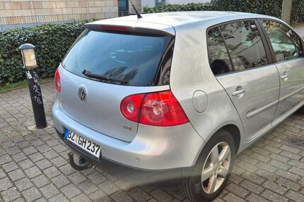 VW Golf 32.000 km 4.750 &euro; Ottendorf-Okrilla 01458