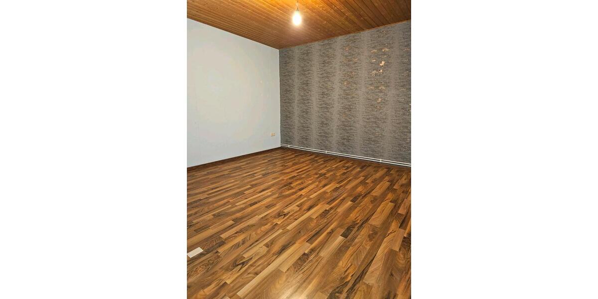 Etagenwohnung Itzehoe - 4 Zimmer, 70 m&sup2;, 600&euro; | Angebot:26017509