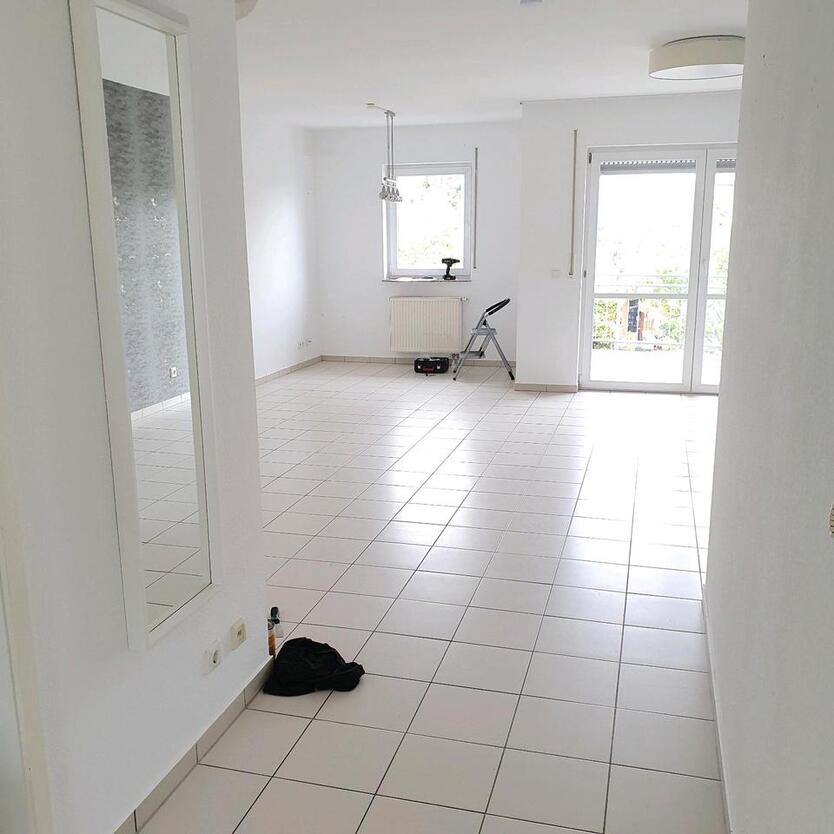 ansprechende 3 Zimmer Maisonette Wohnung 83qm mit Balkon Wohnung