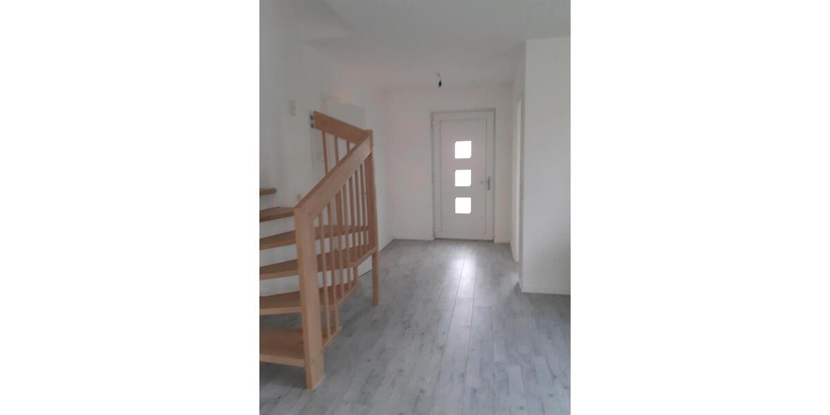 Doppelhaushälfte umgeben von vielen Seen 2.5 zimmer