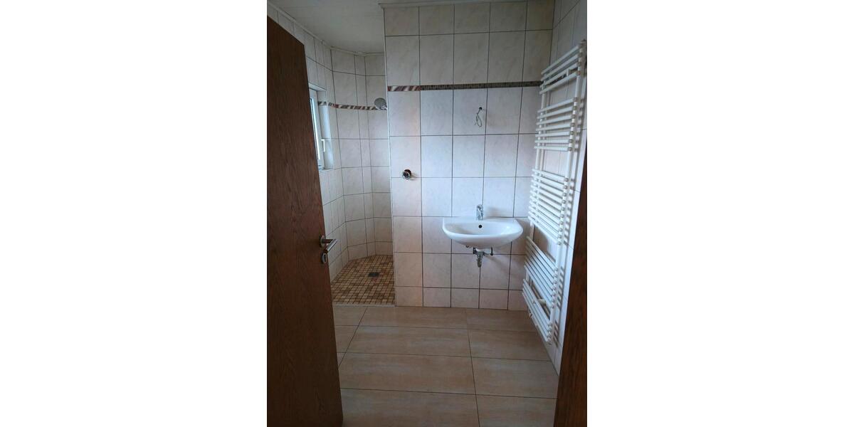 2 Zimmer Wohnung (bitte telefonisch melden!) 2 zimmer