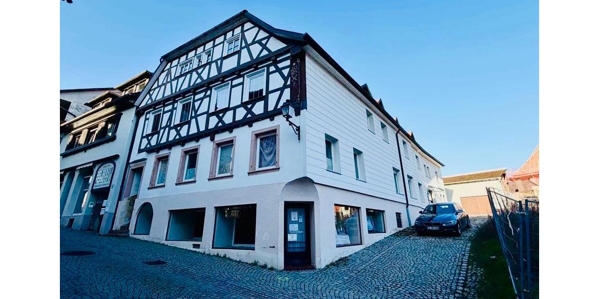 Dachgeschoßwohnung Gernsbach - 2 Zimmer, 70 m&sup2;, 770&euro; | Angebot:26351340