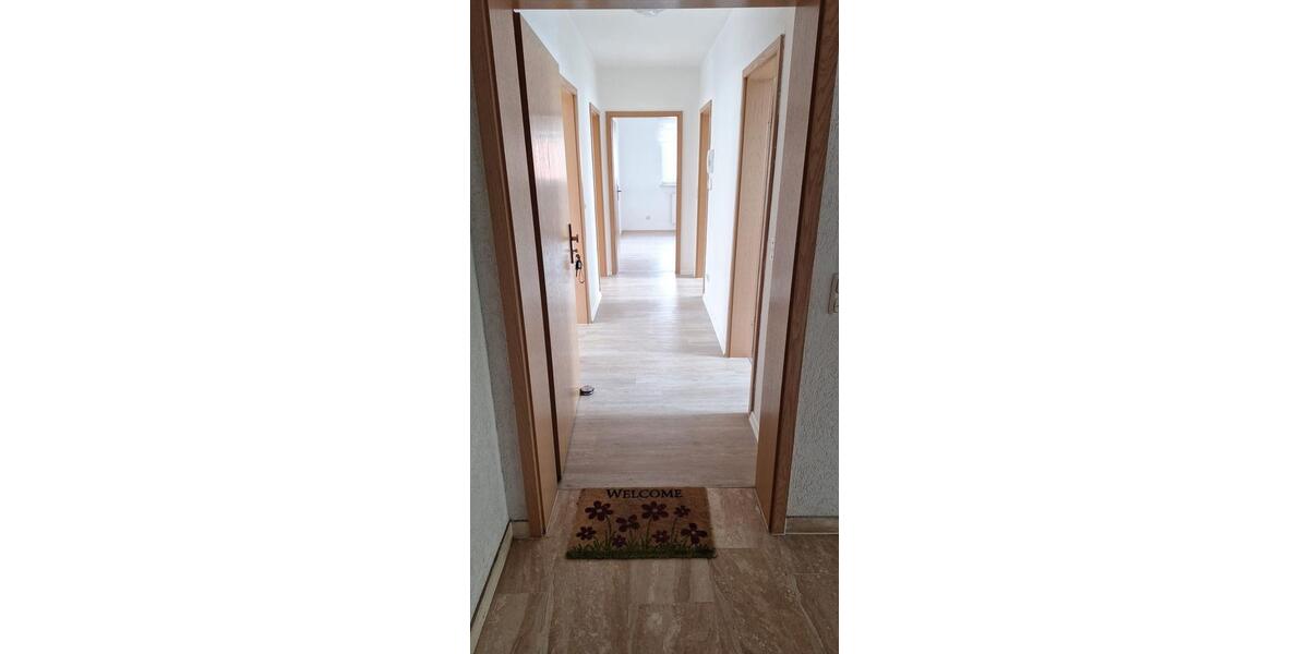 Etagenwohnung Itzgrund - 3 Zimmer, 78 m&sup2;, 170.000&euro; | Angebot:26857173