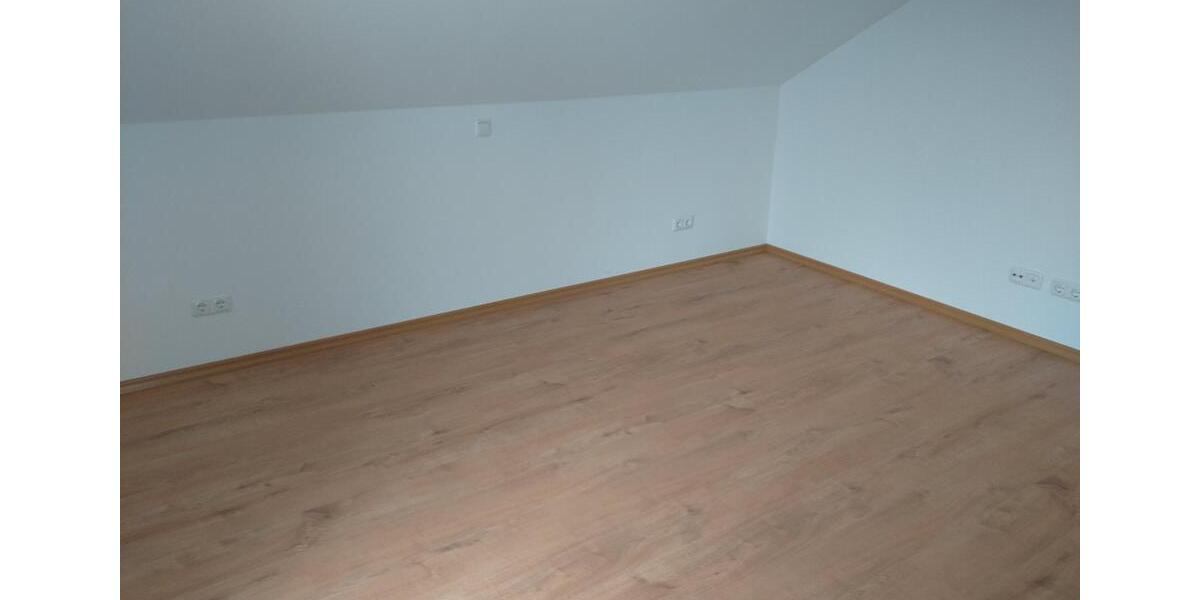 Dachgeschoßwohnung Mühldorf am Inn - 2 Zimmer, 50 m&sup2;, 650&euro; | Angebot:25368766