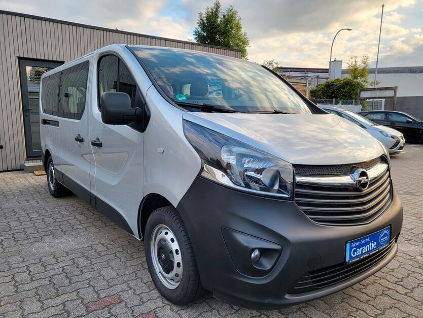 Opel Vivaro 108.300 km 20.999 € Pinneberg 25421