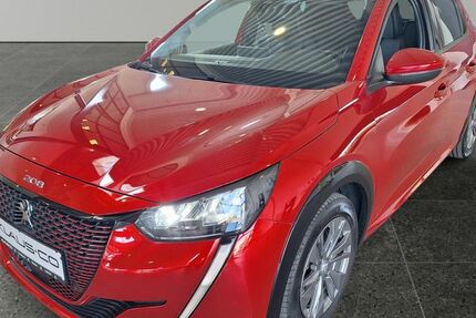 Peugeot 208 60.531 km 15.490 € Lübeck 23562