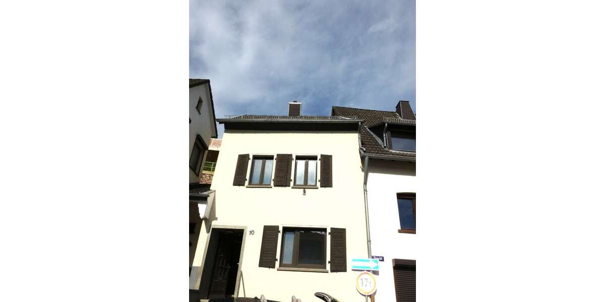 Haus zum Kaufen in Schleiden 99.000 € 90 m² 5 zimmer