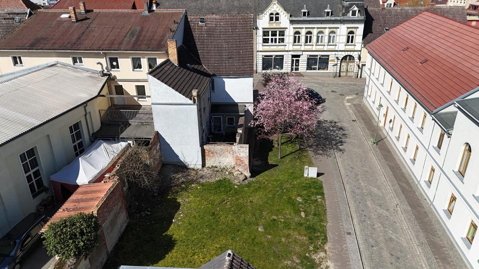 Reihenhaus Altentreptow - 6 Zimmer, 140 m&sup2;, 125.000&euro; | Angebot:23816943