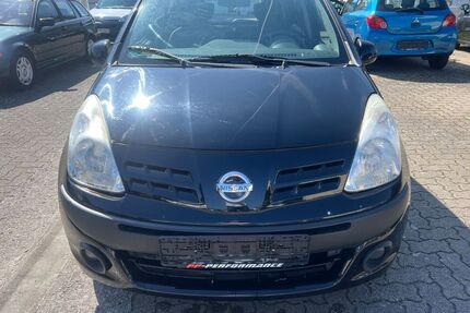Nissan Pixo