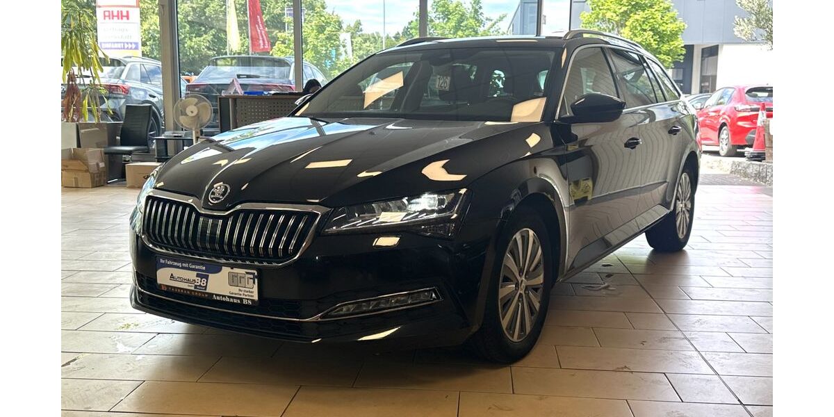 Skoda Superb 127.354 km 18.340 &euro; Hennef 53773