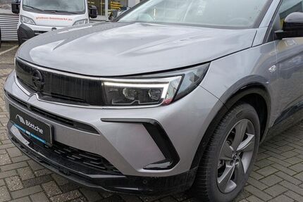 Opel Grandland (X) 4.497 km 24.880 &euro; Dessau-Roßlau 06842