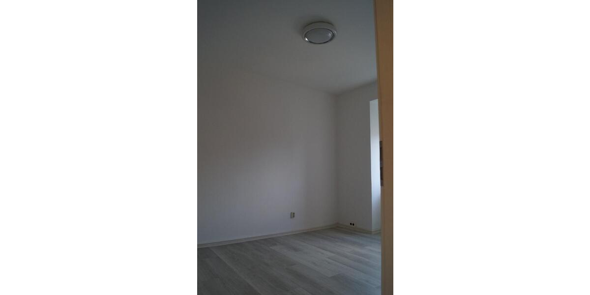 Etagenwohnung Teutschenthal - 2 Zimmer, 40 m&sup2;, 300&euro; | Angebot:25269842