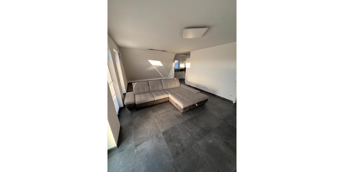 Dachgeschoßwohnung Pförring - 2 Zimmer, 70 m&sup2;, 880&euro; | Angebot:26367722