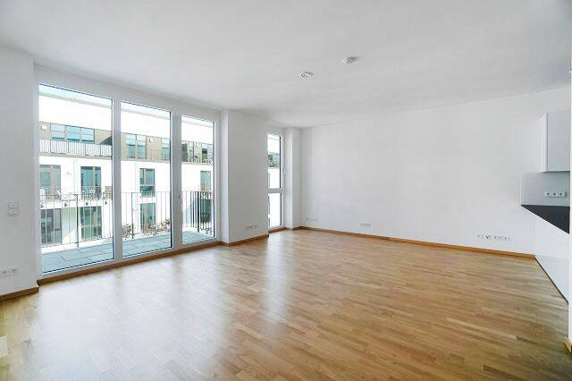 Etagenwohnung Berlin Moabit - 3 Zimmer, 106 m&sup2;, 2.450&euro; | Angebot:26865520