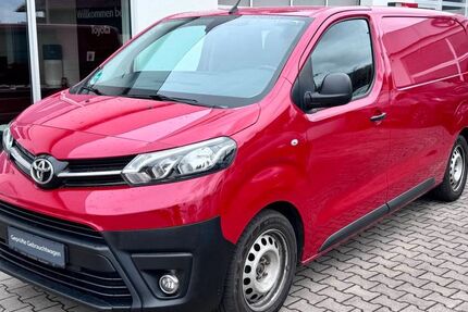 Toyota Proace (Verso) 99.999 km 14.268 &euro; Bad Birnbach 84364