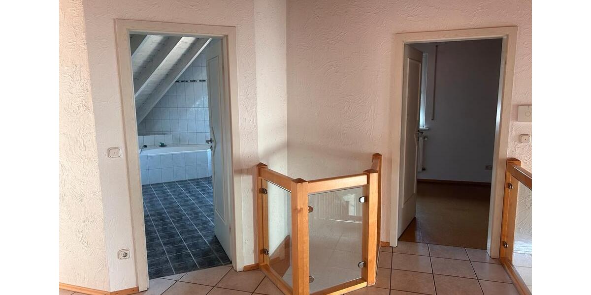 Einfamilienhaus Pettstadt - 6 Zimmer, 160 m&sup2;, 469.999&euro; | Angebot:26963237