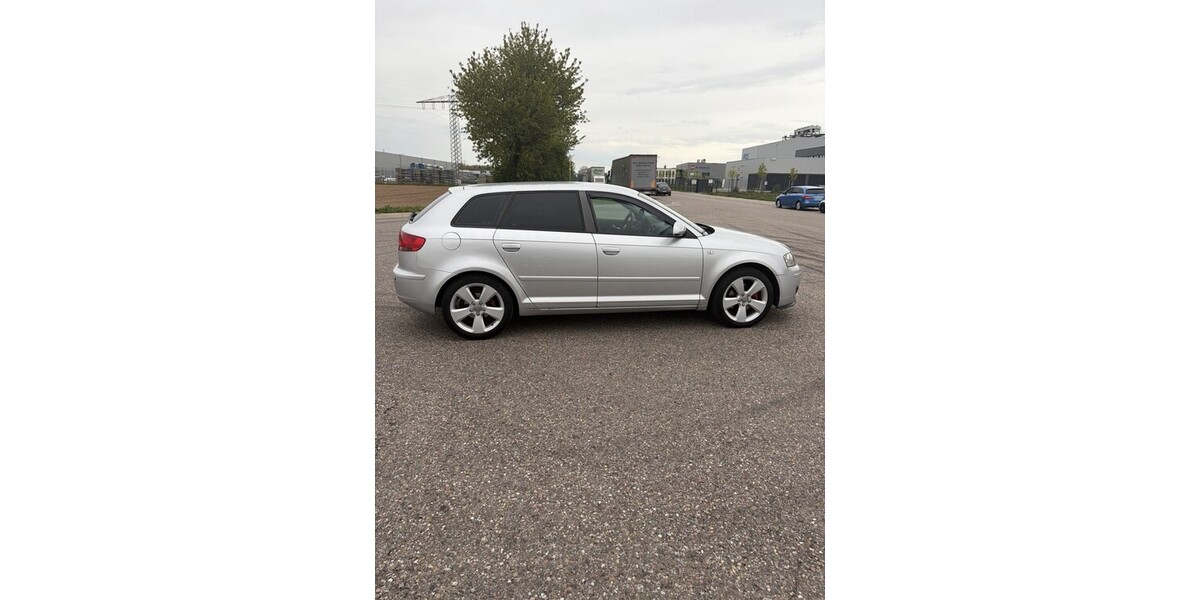 Audi A3 308.000 km 3.000 &euro; Offenburg 77652