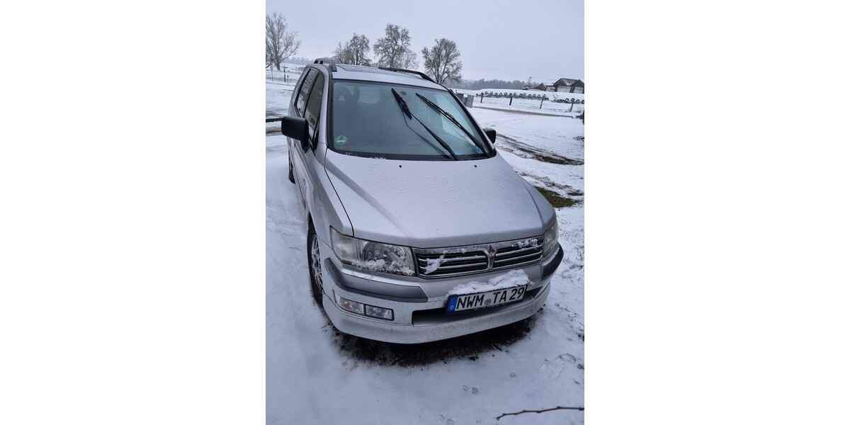 Mitsubishi Space Wagon 214.000 km 1.500 &euro; Veelböken/Frauenmark 