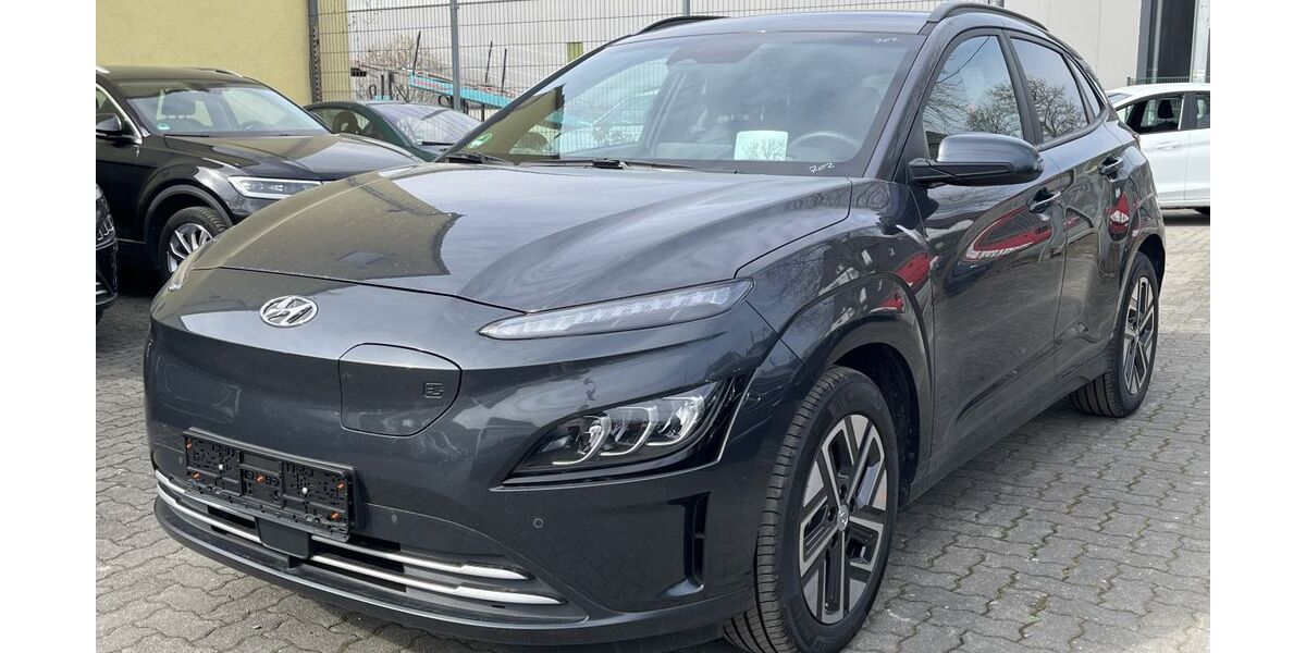 Hyundai KONA 23.597 km 26.400 &euro; Eitorf 53783