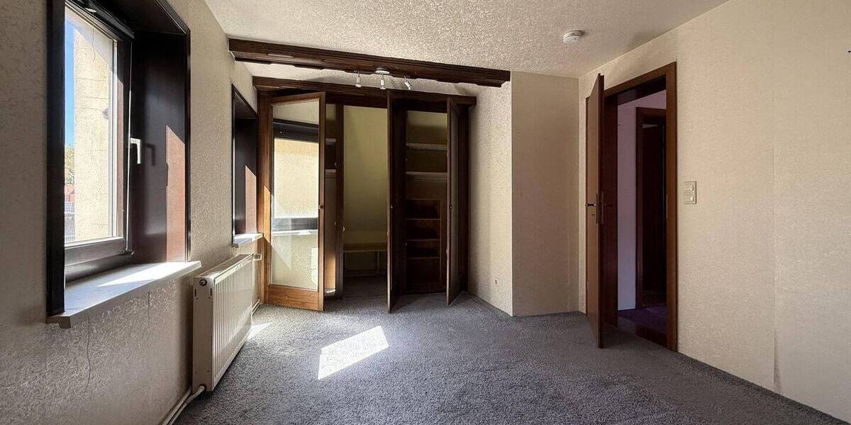 Mehrfamilienhaus, Wohnhaus Eckartsberga - 1 Zimmer, 319 m&sup2;, 169.000&euro; | Angebot:26696950