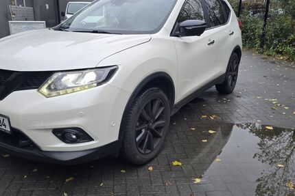 Nissan X-Trail 161.000 km 12.450 € Berlin 12043