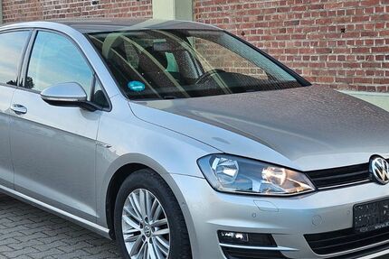 VW Golf 267.000 km 5.000 &euro; düren 52349