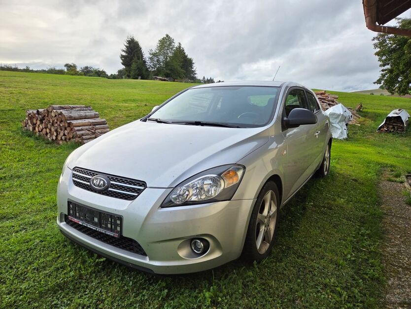 Kia pro ceed / ProCeed 207.000 km 800 € Geisingen 78187