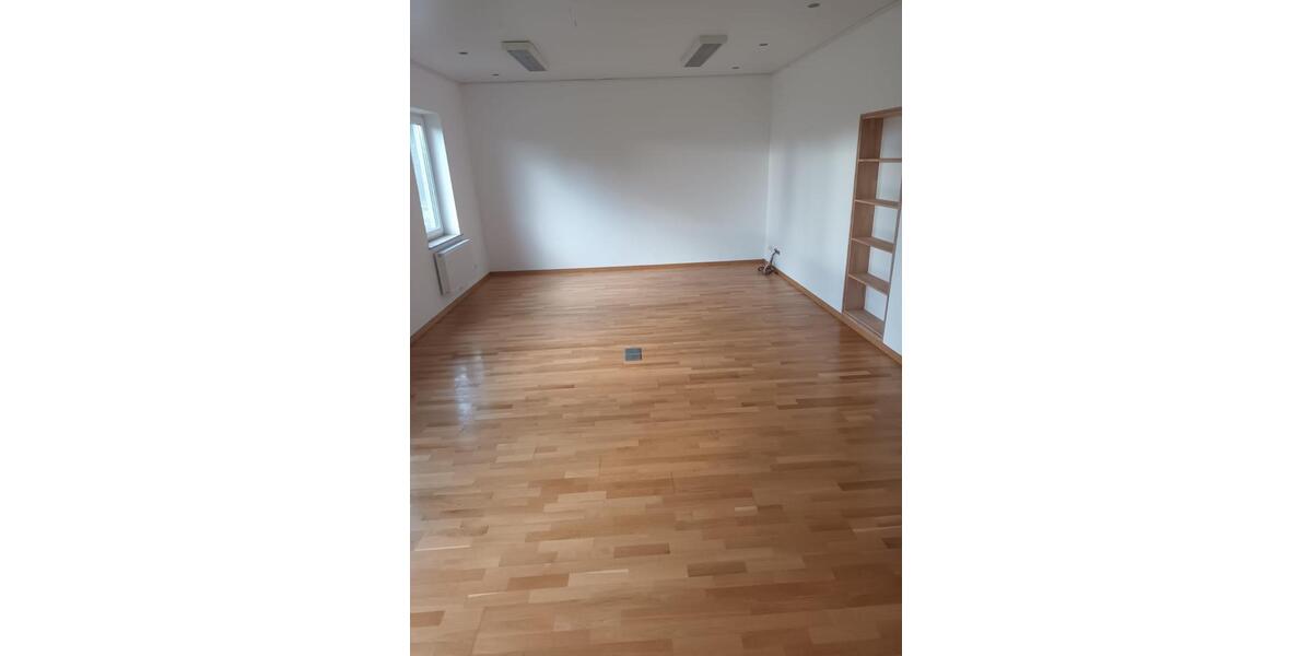 Gewerbeobjekt Sande - 250&euro; | Angebot:24384913