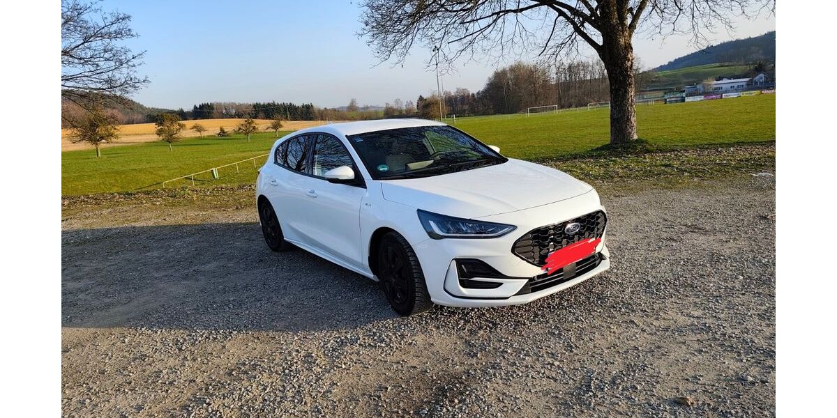 Ford Focus 36.104 km 19.800 &euro; Zizenhausen 78333