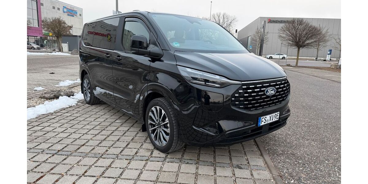 Ford Tourneo Custom 19.000 km 56.990 &euro; Neufahrn 85375