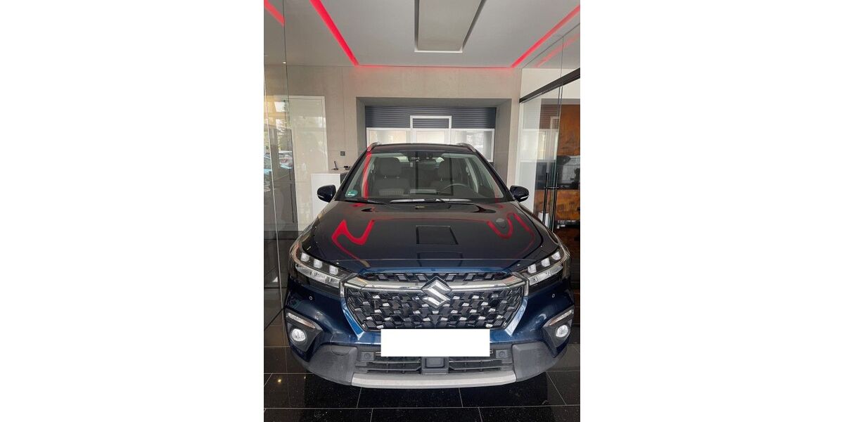 Suzuki (SX4) S-Cross 31.000 km 19.500 &euro; Coswig 01640