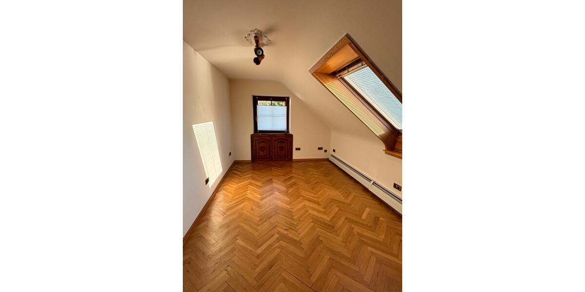 Dachgeschoßwohnung Zweibrücken - 3 Zimmer, 55 m&sup2;, 500&euro; | Angebot:26384596