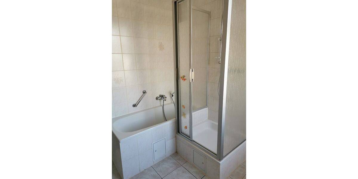 Etagenwohnung Eisenach - 2 Zimmer, 55 m&sup2;, 120.000&euro; | Angebot:26242941