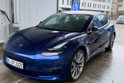 Tesla Model 3 202.000 km 22.900 &euro; Dortmund 44225
