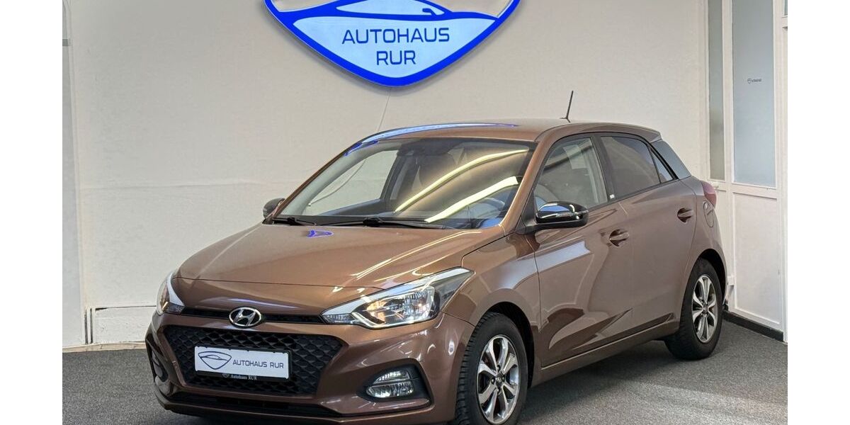 Hyundai i20 96.990 km 9.990 &euro; Düren 52353