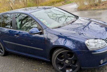 VW Golf 271.700 km 3.500 &euro; Pfungstadt 64319